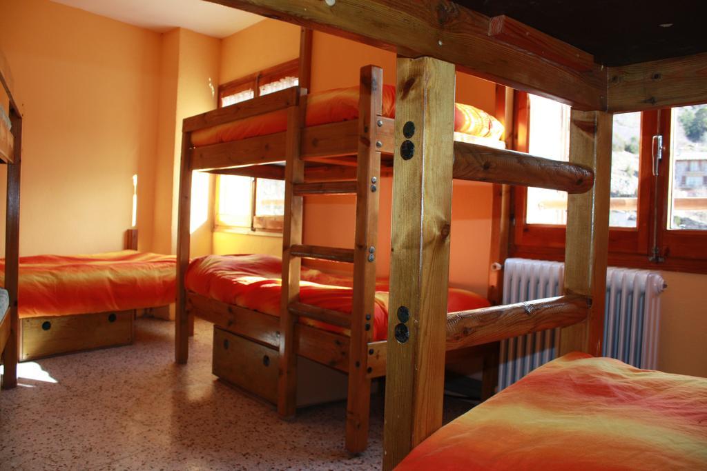 La Closa Hostel Castellar De N'Hug Buitenkant foto