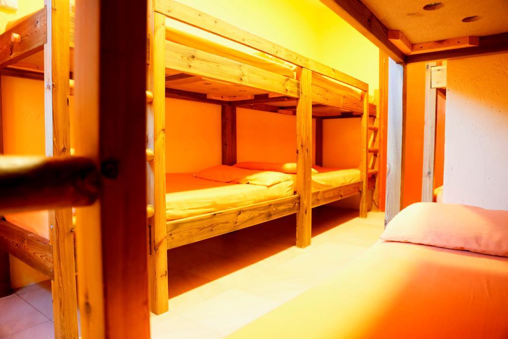 La Closa Hostel Castellar De N'Hug Buitenkant foto